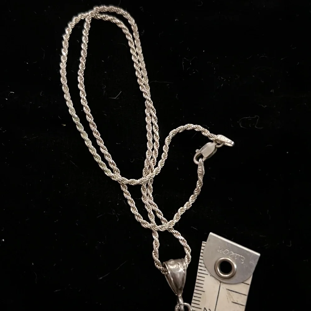 Vintage Sterling Silver dragon pendant & Italy silver rope necklace 18”